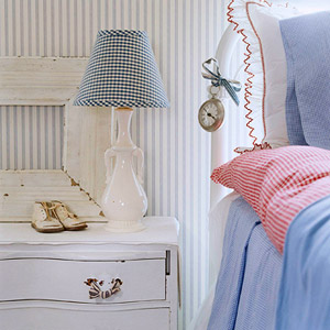 dresser with little lamp