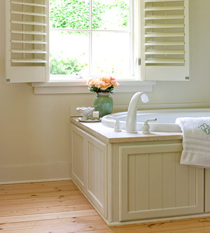 Shutter windows in bathroom