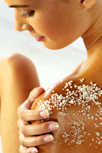 Đẹp nhờ muối tắm, Làm đẹp, muoi tam, muối tắm, làm đẹp, tắm, tắm muối,